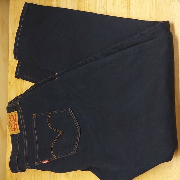 Levi’s Classic Mid Rise Skinny Jeans size 33 Dark wash Cotton Blend Casual - Picture 4 of 8